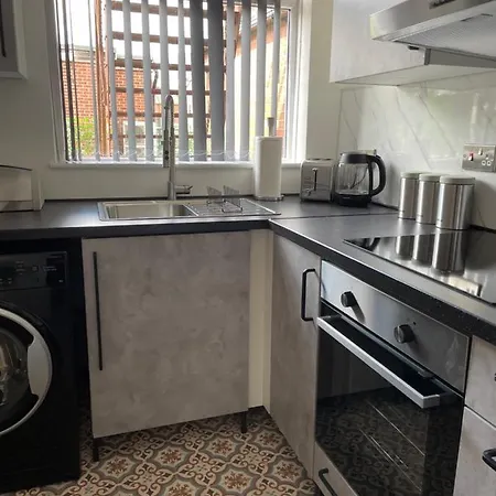 Lovely 2 Bed Apartment, Arnold Town Centre. Nottingham Exterior photo